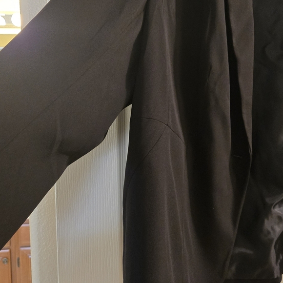 Lane Bryant Black Blazer in Size 24 - Picture 4 of 5